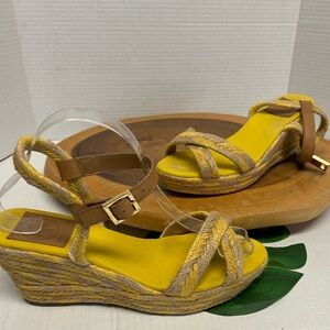 Tory Burch Woven Raffia wedge Sandals